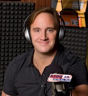 Jay Mohr (Gary Unmarried)